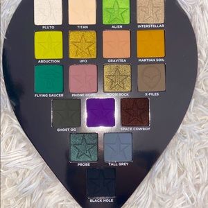 J* alien pallet